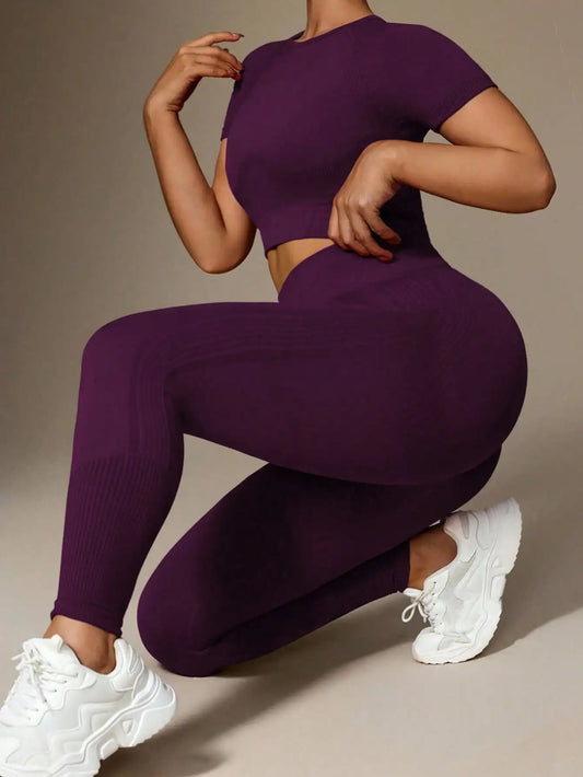 Ribbed Workout Set With Crop Top And High Waisted Leggings